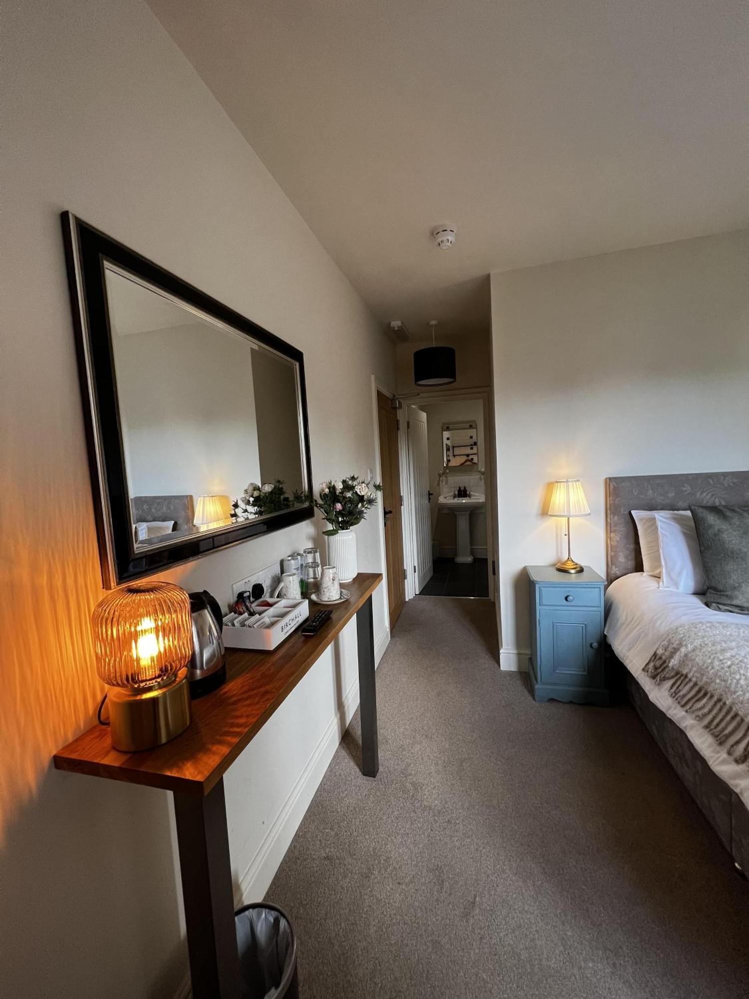 White Hart Bed & Breakfast Alton  Room photo